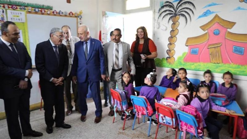 محافظ المنيا يتفقد