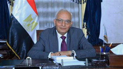 وزير التعليم يعزي أسرة طالبة كرداسة ويحيل المسؤولين للتحقيق