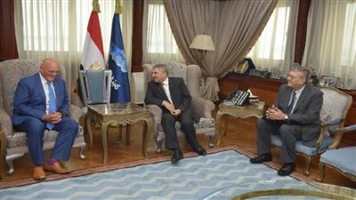 الفريق أسامة ربيع يبحث سبل التعاون المشترك مع رئيس مجلس بورصة البلطيق للشحن