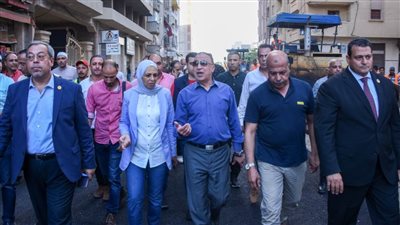 محافظ الإسكندرية يطلق إشارة بدء أعمال إعادة الشيء لأصله بشارع المدارس بالمنتزه أول