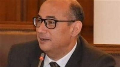 رئيس جامعة الإسكندرية يصدر قرارات بتعيين وكلاء بكليات الآداب والحقوق والسياحة والفنادق