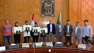 نائب محافظ الإسماعيلية يكرم بطلات حصدن ٤ ميداليات ذهبية بالبطولة الإفريقية لرفع الأثقال