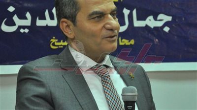 عبدالعال: يستعرض تفعيل خطة جامعة كفر الشيخ للأنشطة الطلابية