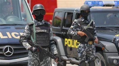 مصرع عنصرين إجراميين شديدي الخطورة وضبط آخر وإصابة ضابط شرطة بأسيوط