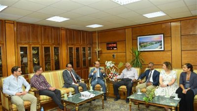 وفد أمريكي من جامعة سينسيناتي في زيارة إلى جامعة أسيوط 