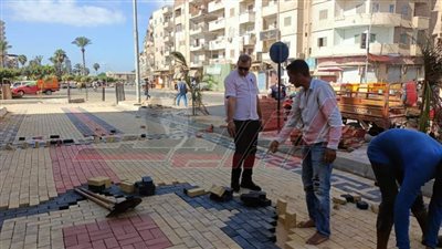 رصف حرم المسجد الدسوقي بالإنترلوك وتطهير صفايات الأمطار بكفر الشيخ