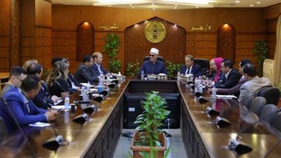 أمين البحوث الإسلامية يستقبل وفد مساعدي أعضاء الكونجرس الأمريكي 