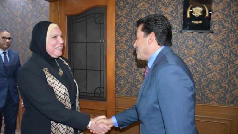 د. أشرف صبحي