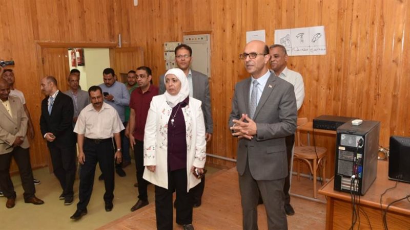 رئيس جامعة أسيوط