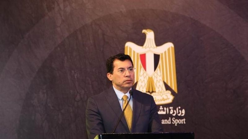 د. أشرف صبحى