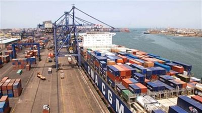 تداول 14 ألف طن بضائع عامة ومتنوعة بموانئ البحر الأحمر