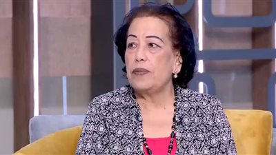 بالفيديو| د. هدى زكريا: تدربت على ضرب النار بملاعب زراعة القاهرة