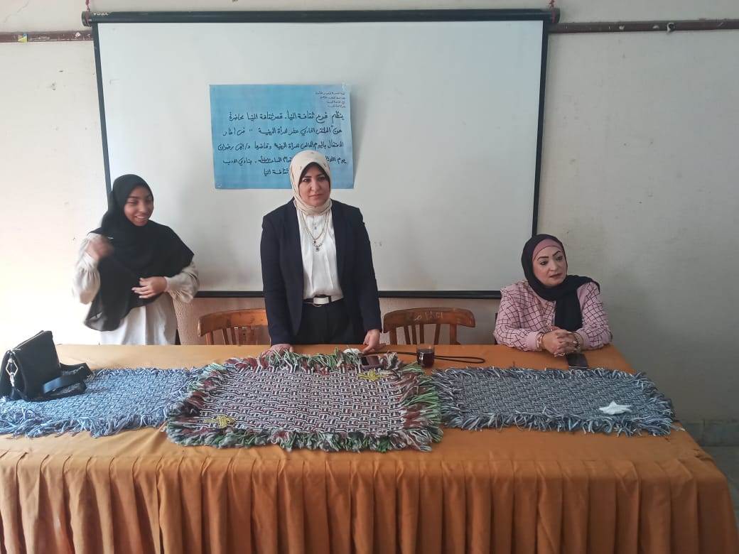 1001204011_2510220539421343