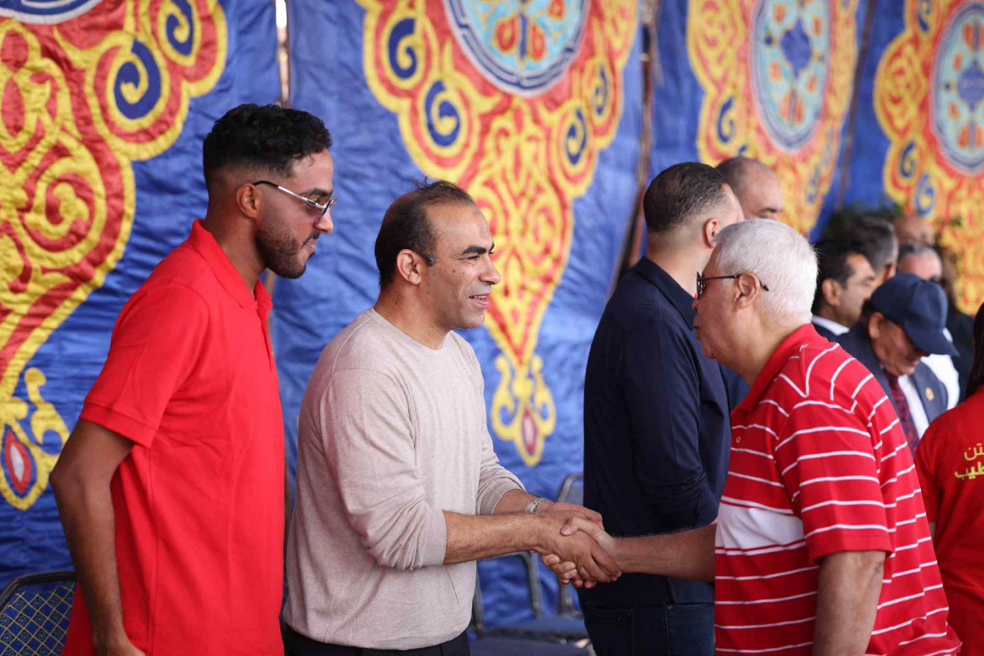 f9fad848-5744-430a-9aee-7cdd9c930b66_2510311138504009