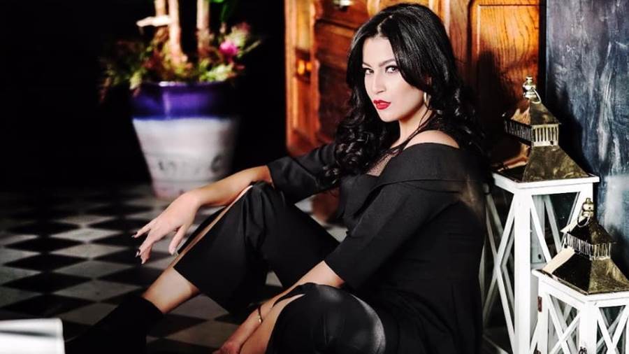 الفنانة التونسية الشابة يسرا المسعودي