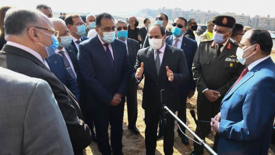 الرئيس عبد الفتاح السيسي خلال زيارته لعزبة الهجانة