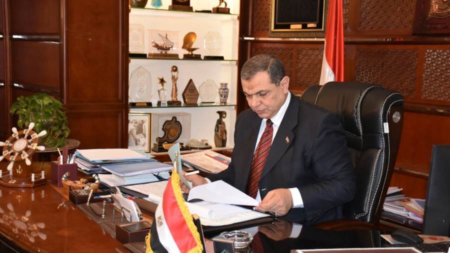 وزير القوى العاملة محمد سعفان