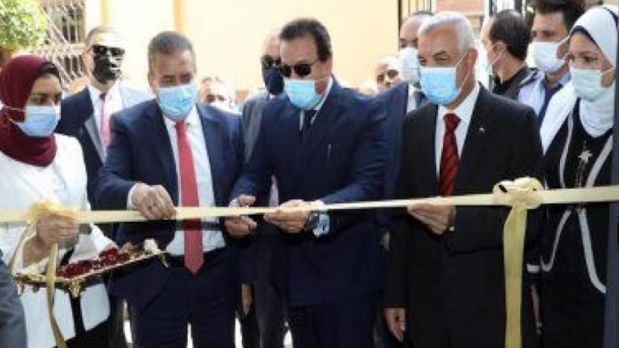 وزير التعليم العالي ومحافظ المنوفية يفتتحان كليتي طب الأسنان والذكاء الاصطناعي
