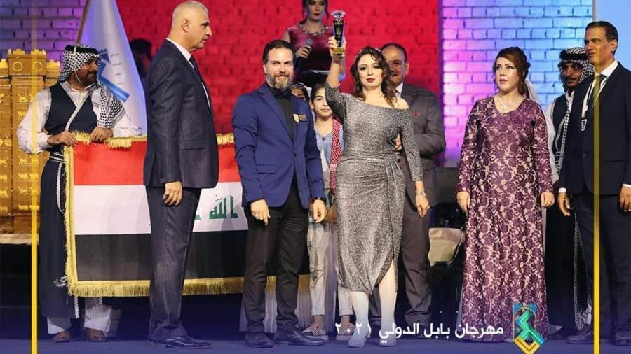تكريم فراشة الفلوت في مهرجان بابل الدولي