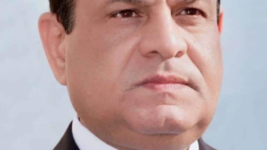 اللواء هشام آمنة محافظ البحيرة