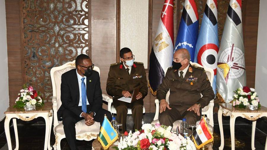 الفريق أول محمد زكي القائد العام للقوات المسلحة