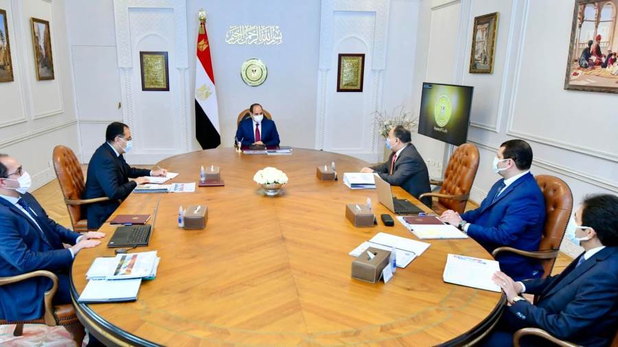 الرئيس عبد الفتاح السيسي خلال الإجتماع