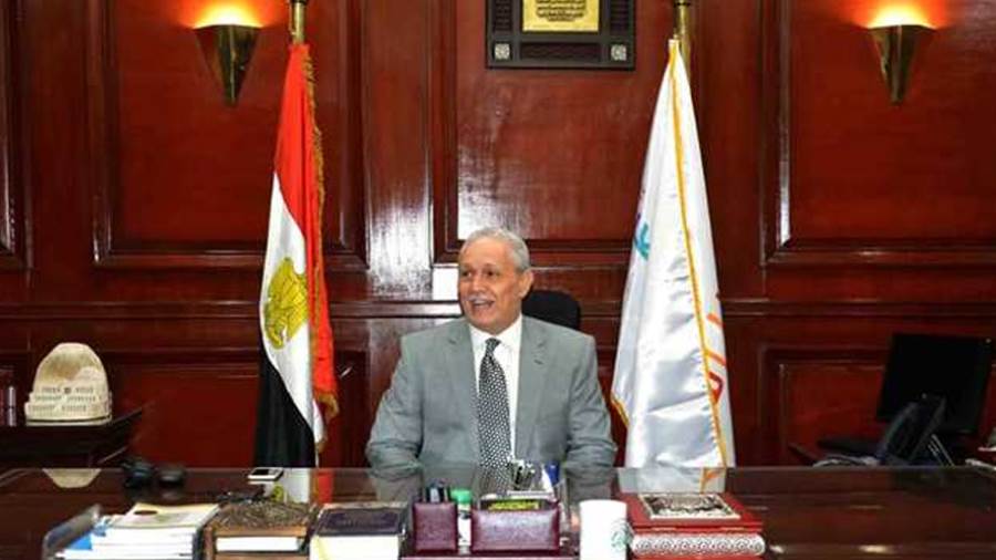 المستشار مصطفي ألهم محافظ الأقصر