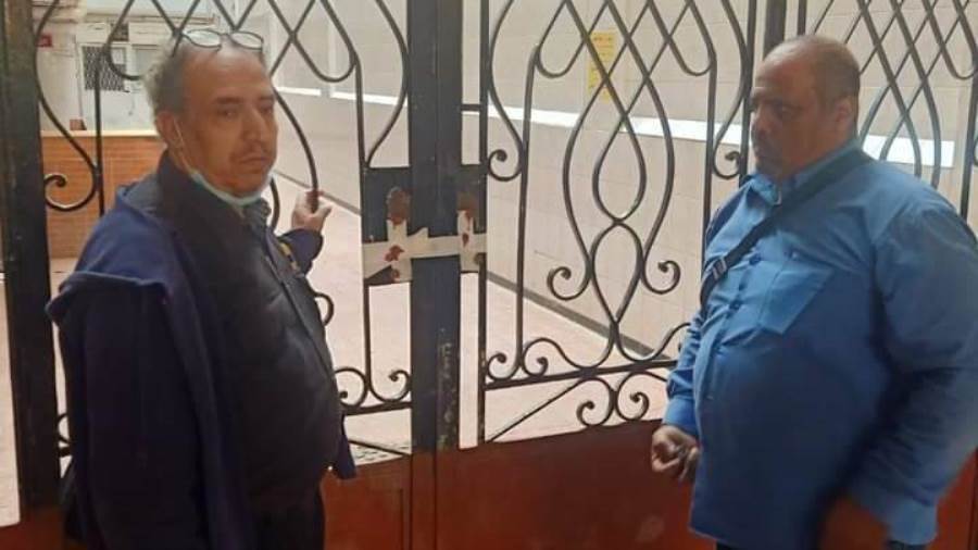 تنفيذ قرار غلق منشأة مخالفة