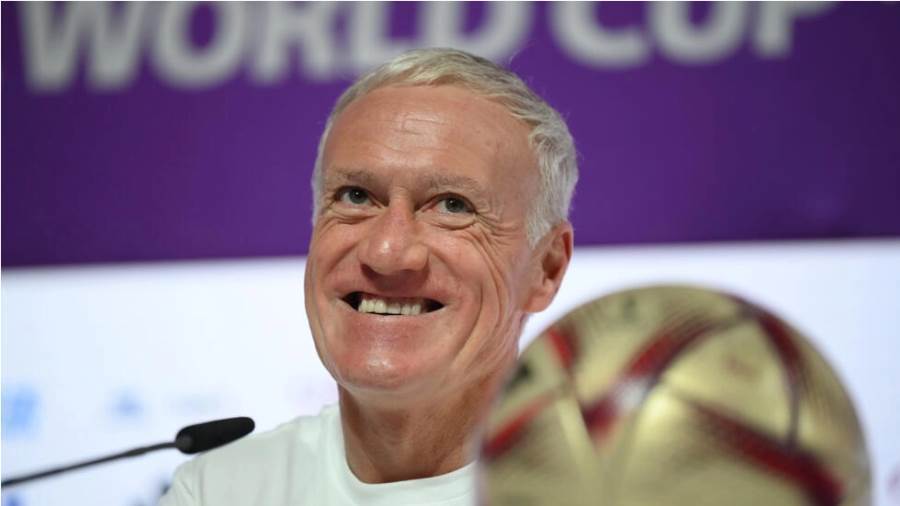 ديشان المدير الفني لمنتخب فرنسا