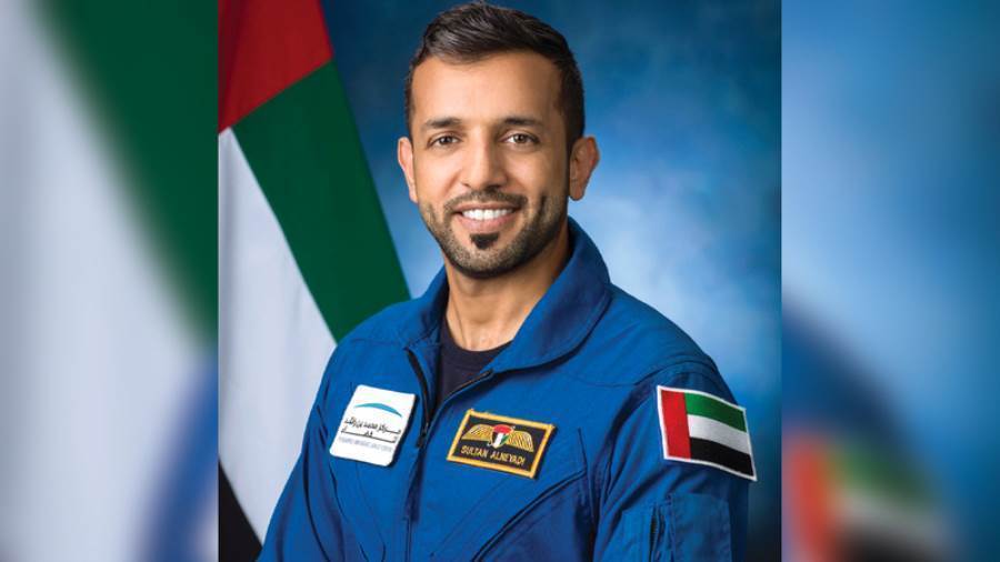 رائد الفضاء سلطان النيادي