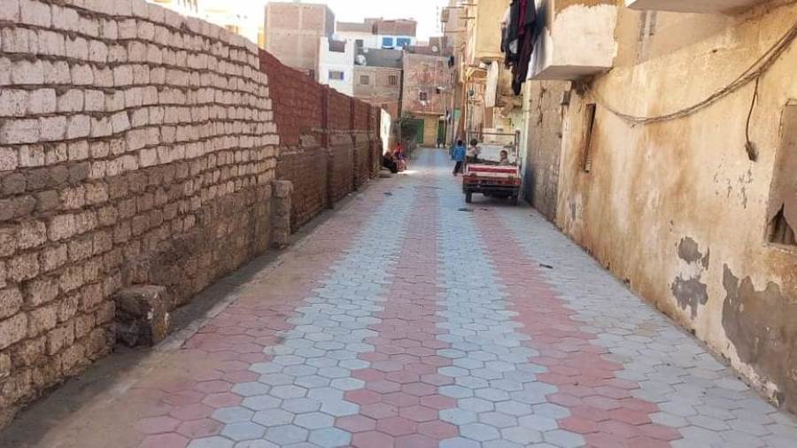 تبليط الشوارع بمدينة المنيا