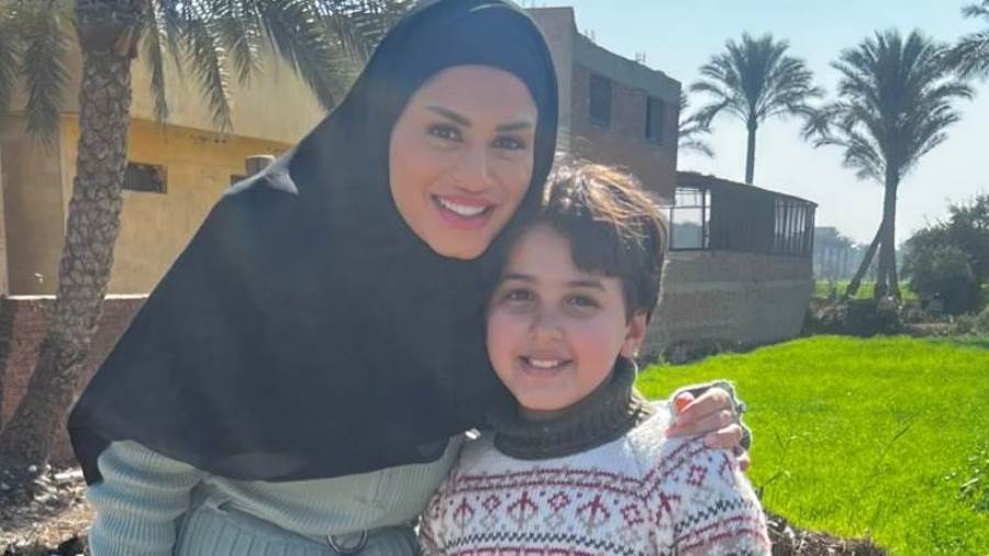 الفنانة منه فضالى وزياد احمد