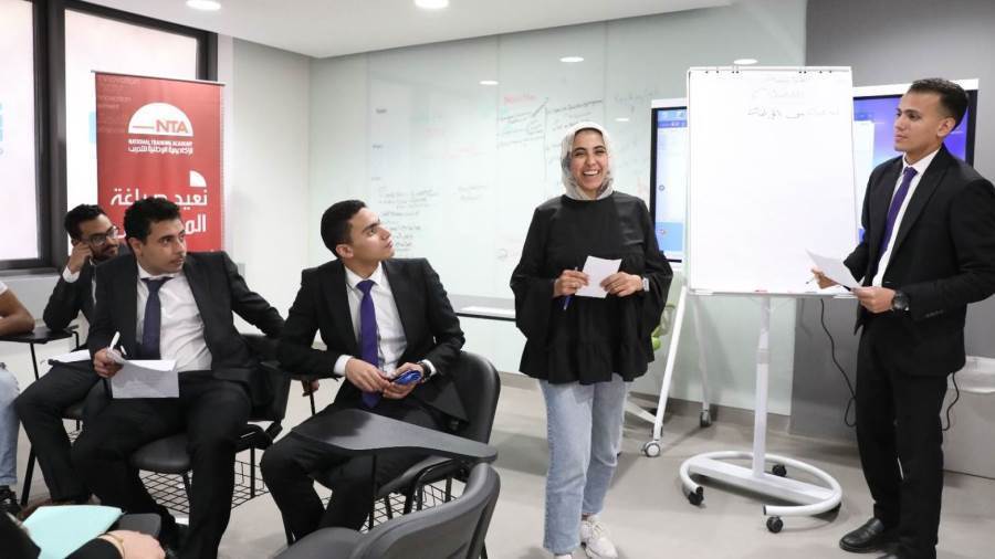 البرنامج التدريبي لحياة كريمة