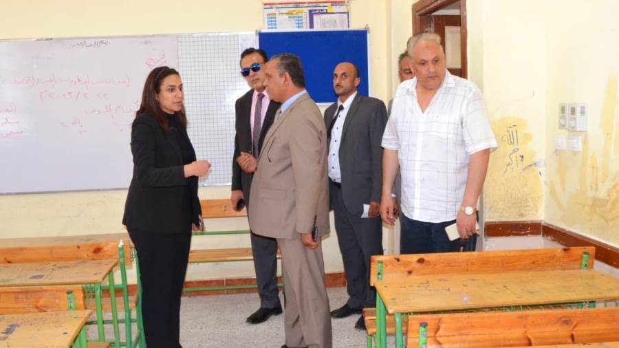 نائب محافظ البحيرة تتفقد اللجان استعدادا لانطلاق امتحانات الثانوية العامة