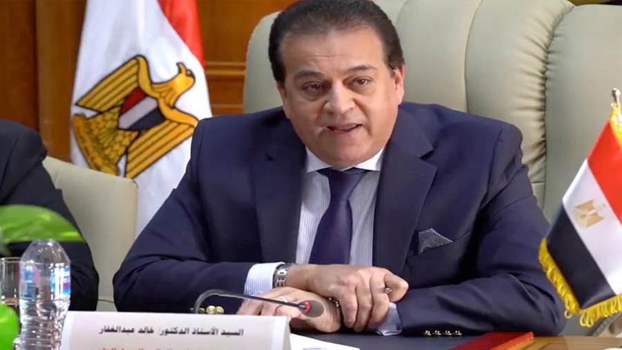 د. خالد عبد الغفار وزير الصحة