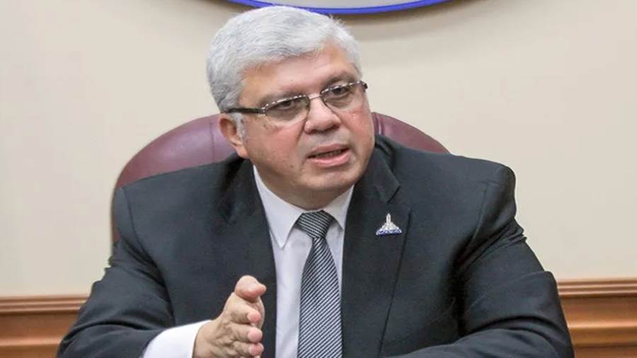 د. أيمن عاشور وزير التعليم العالي والبحث العلمي