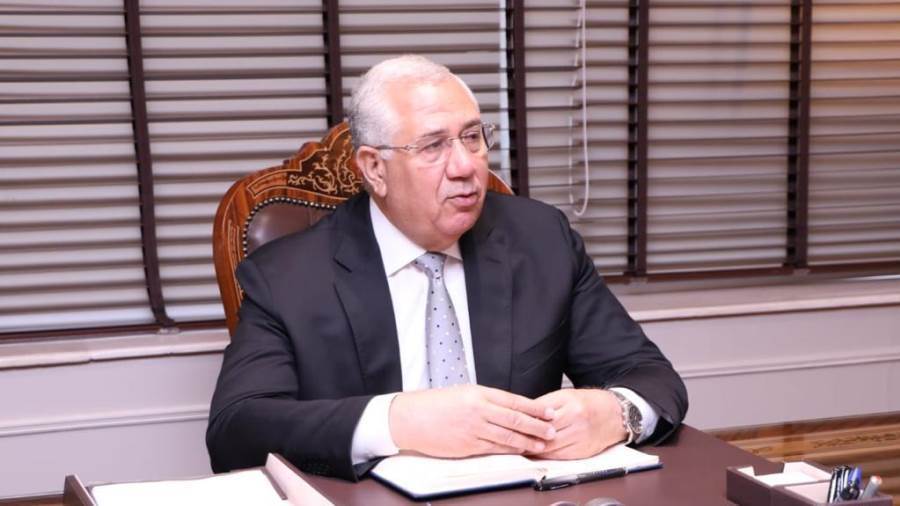 السيد القصير وزير الزراعة