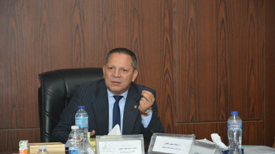 الدكتور حمدان ربيع المتولي رئيس جامعة دمياط
