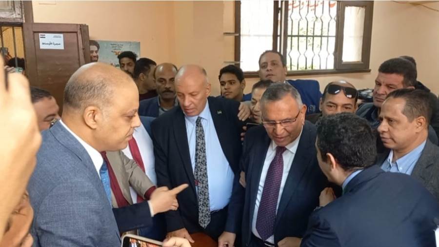المرشح الرئاسي عبدالسند يمامة يدلي بصوته في الانتخابات الرئاسية