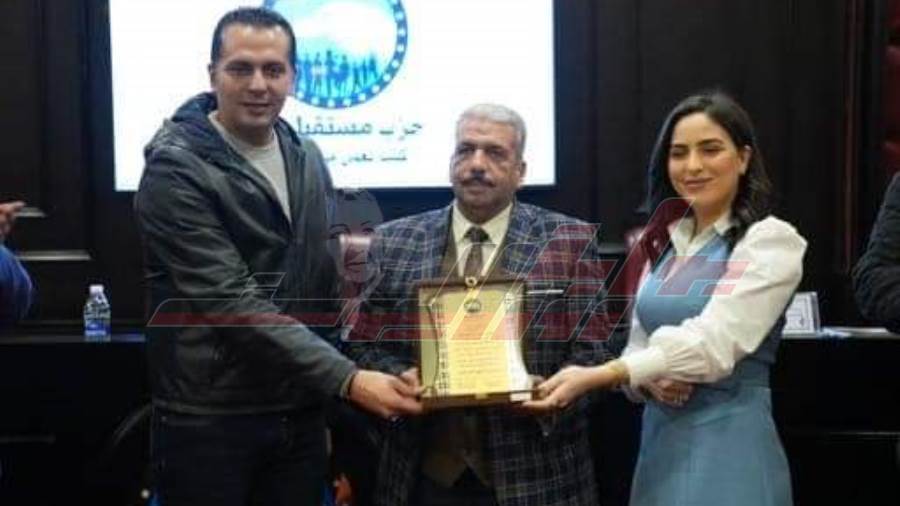 تكريم الكاتب الصحفي عمرو سعدة
