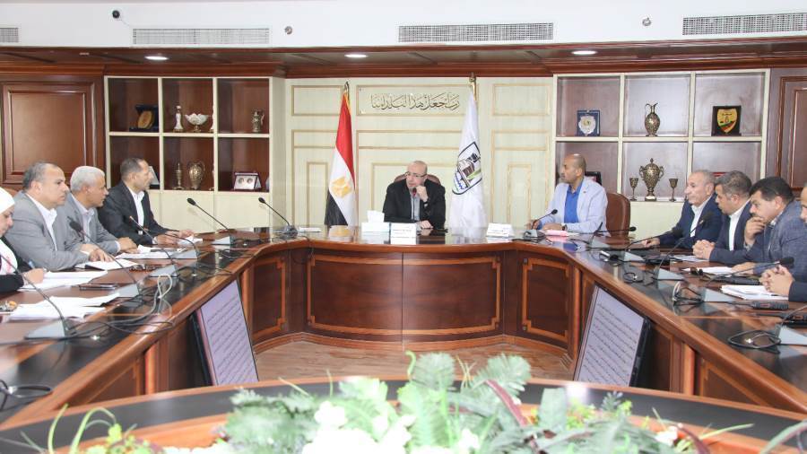 اجتماع محافظ بنى سويف