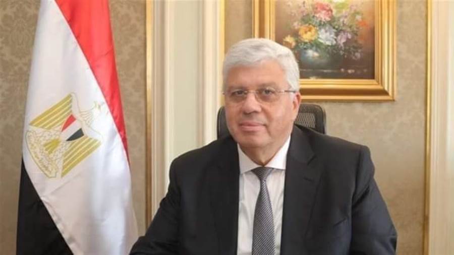 د. أيمن عاشور