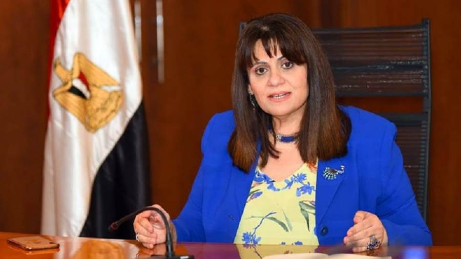سها سمير وزيرة الهجرة
