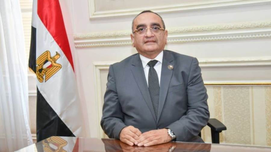 اللواء حاتم حشمت