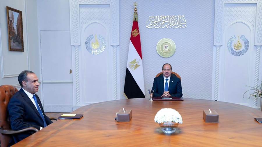 الرئيس عبدالفتاح السيسي خلال الاجتماع