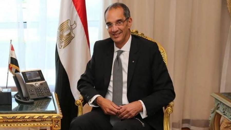 وزير الاتصالات