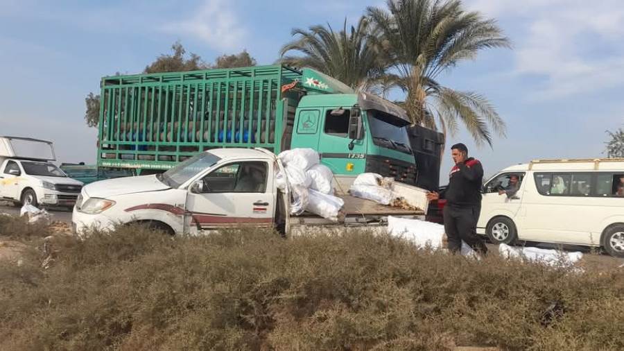 مصرع شخص وإصابة 7 آخرين في تصادم سيارتين بأسيوط مصرع شخص وإصابة 7 آخرين في تصادم سيارتين بأسيوط