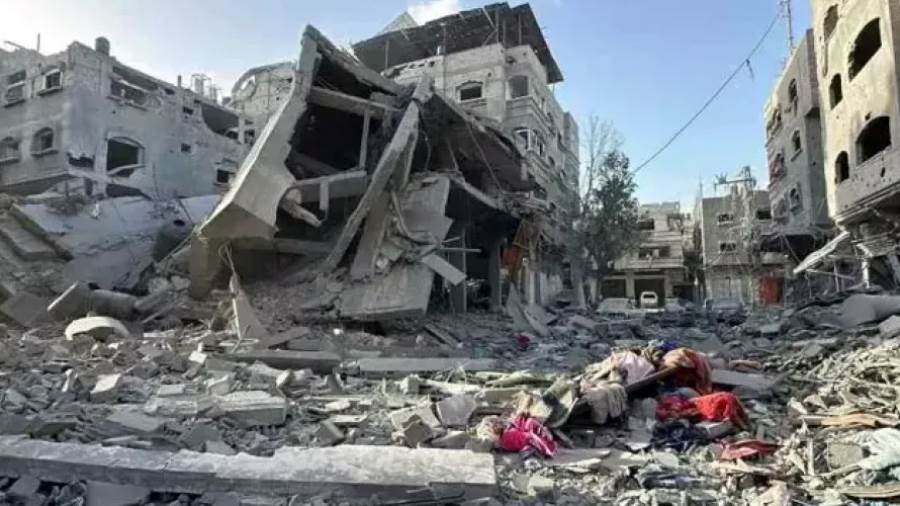 استشهاد 7 فلسطينيين بينهم طفلة بقصف ورصاص الاحتلال في بيت لاهيا وغزة ورفح استشهاد 7 فلسطينيين بينهم طفلة بقصف ورصاص الاحتلال في بيت لاهيا وغزة ورفح