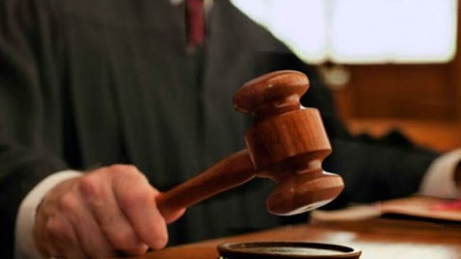 إحالة مدير مركز صيانة للجنح لاتهامه بالسب والقذف وإتلاف سيارة المخرج محمد سامي إحالة مدير مركز صيانة للجنح لاتهامه بالسب والقذف وإتلاف سيارة المخرج محمد سامي