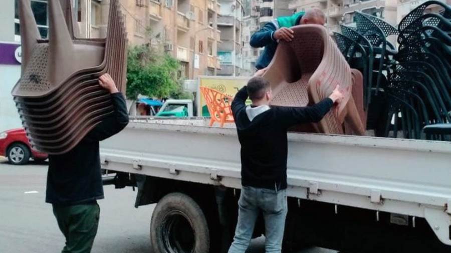 محافظ الإسكندرية يشدد على تكثيف حملات إزالة الإشغالات والتعديات بأحياء الثغر محافظ الإسكندرية يشدد على تكثيف حملات إزالة الإشغالات والتعديات بأحياء الثغر